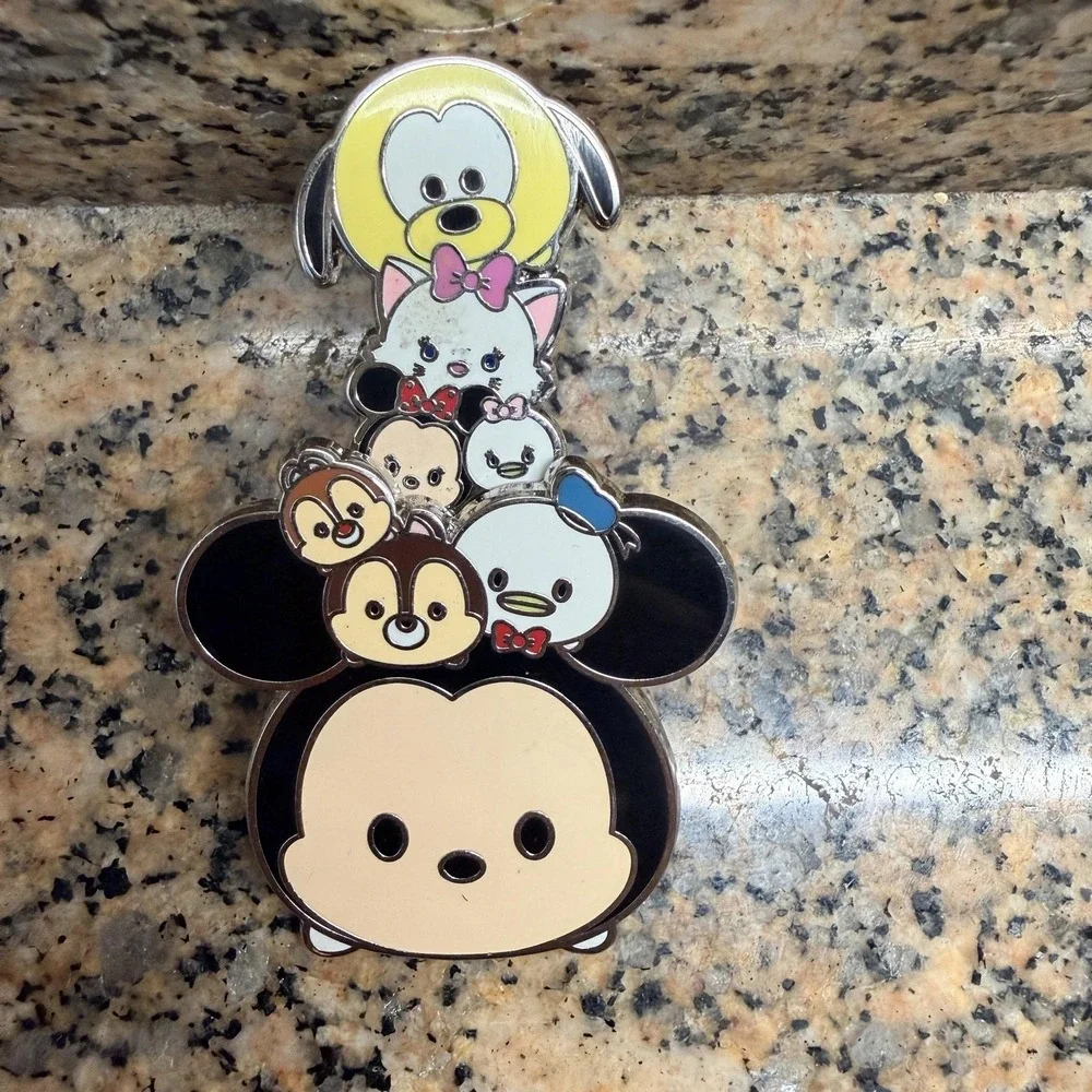 Disney Parks Tsum Tsum Mickey Pluto‎ Donald Chip Dale Slider Trading Pin 2015